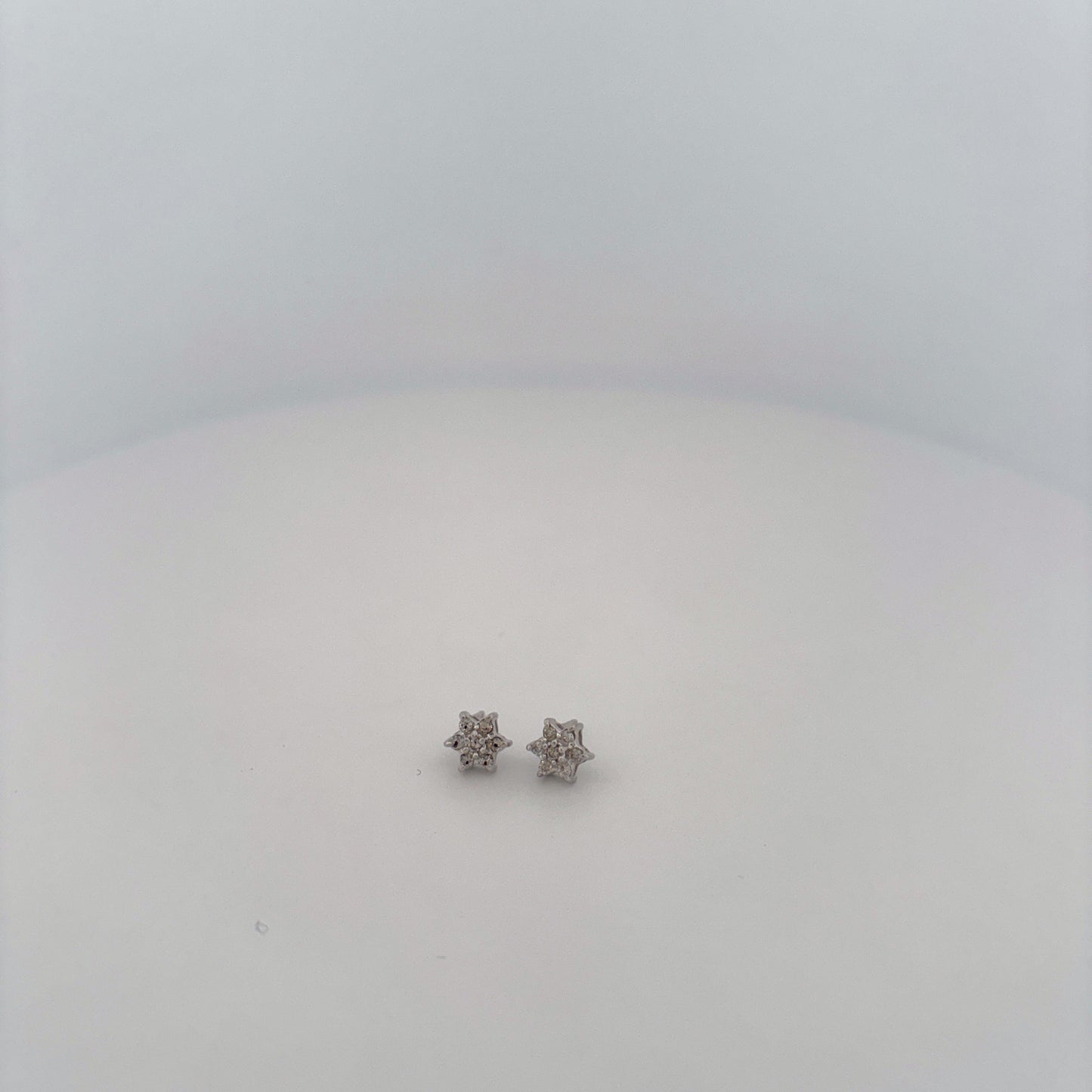14K White Gold Flower Cluster Diamond Stud Earrings