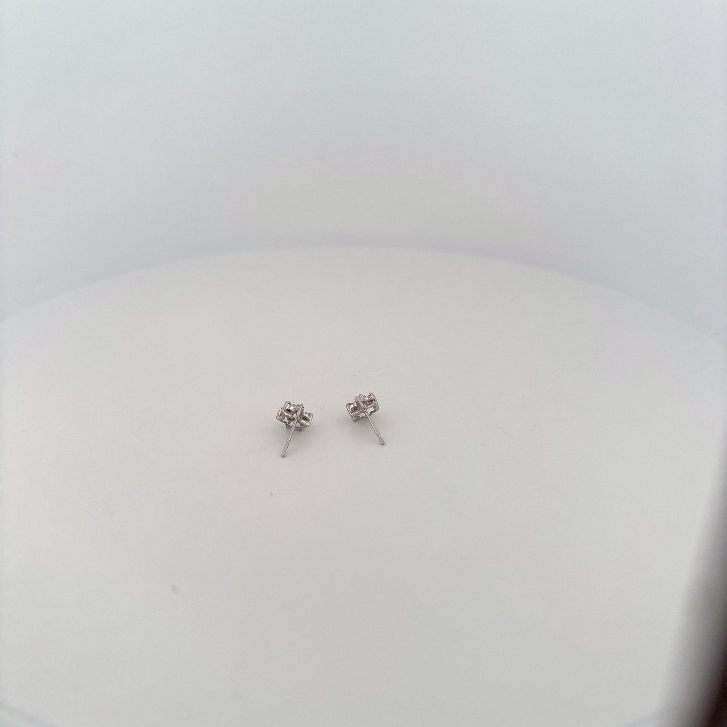 14K White Gold Flower Cluster Diamond Stud Earrings