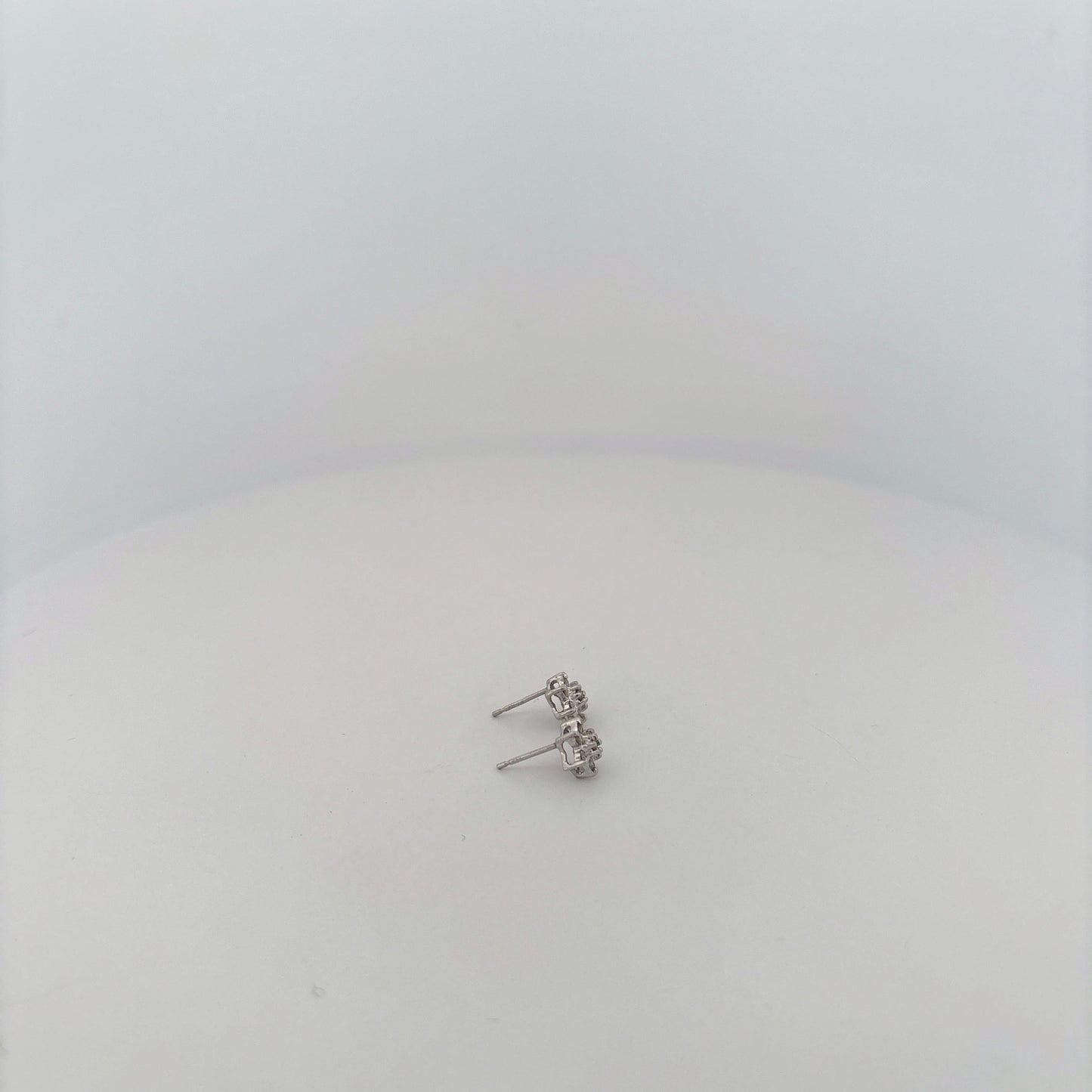 14K White Gold Flower Cluster Diamond Stud Earrings