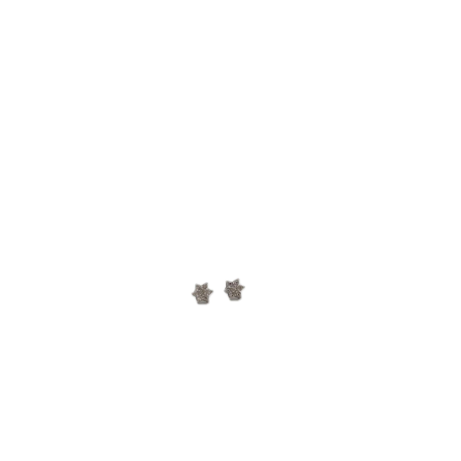 14K White Gold Flower Cluster Diamond Stud Earrings