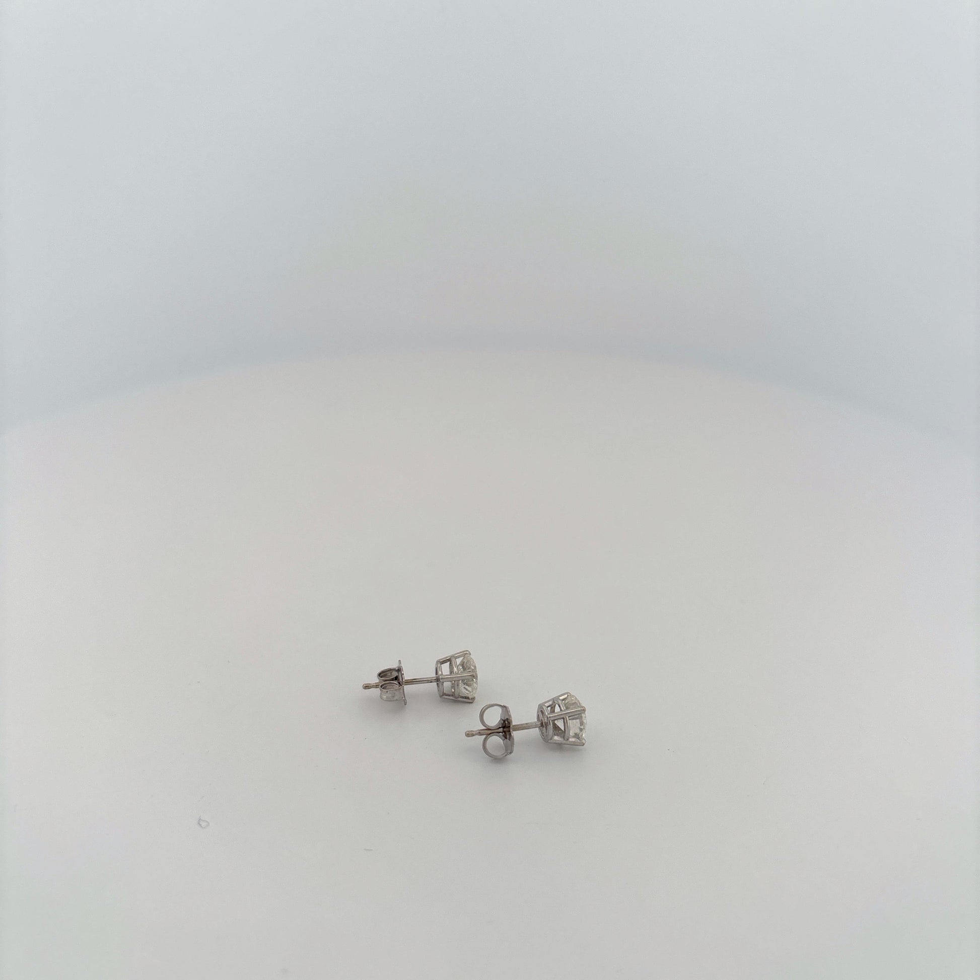 14K White Gold Flower Cluster Diamond Stud Earrings