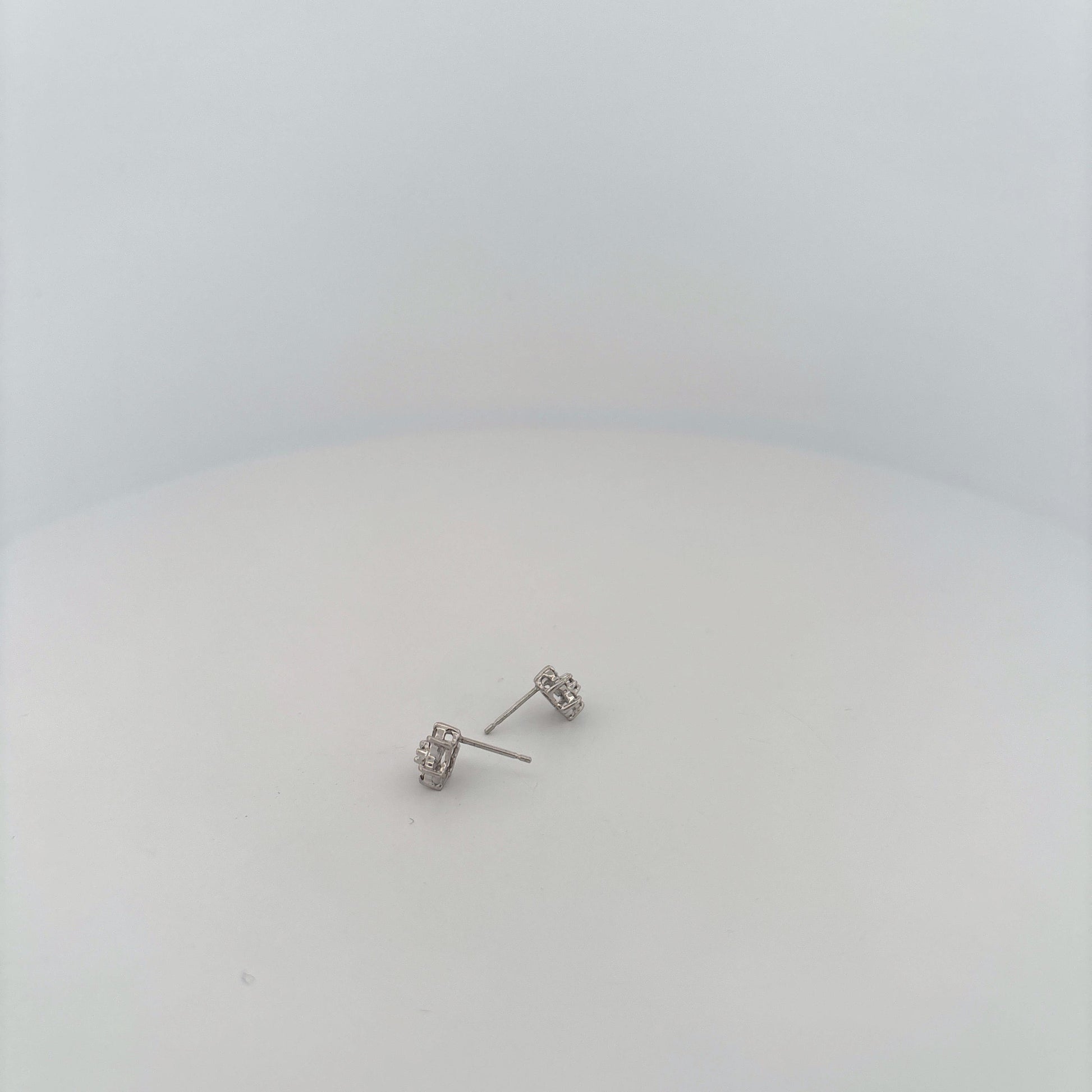 14K White Gold Flower Cluster Diamond Stud Earrings