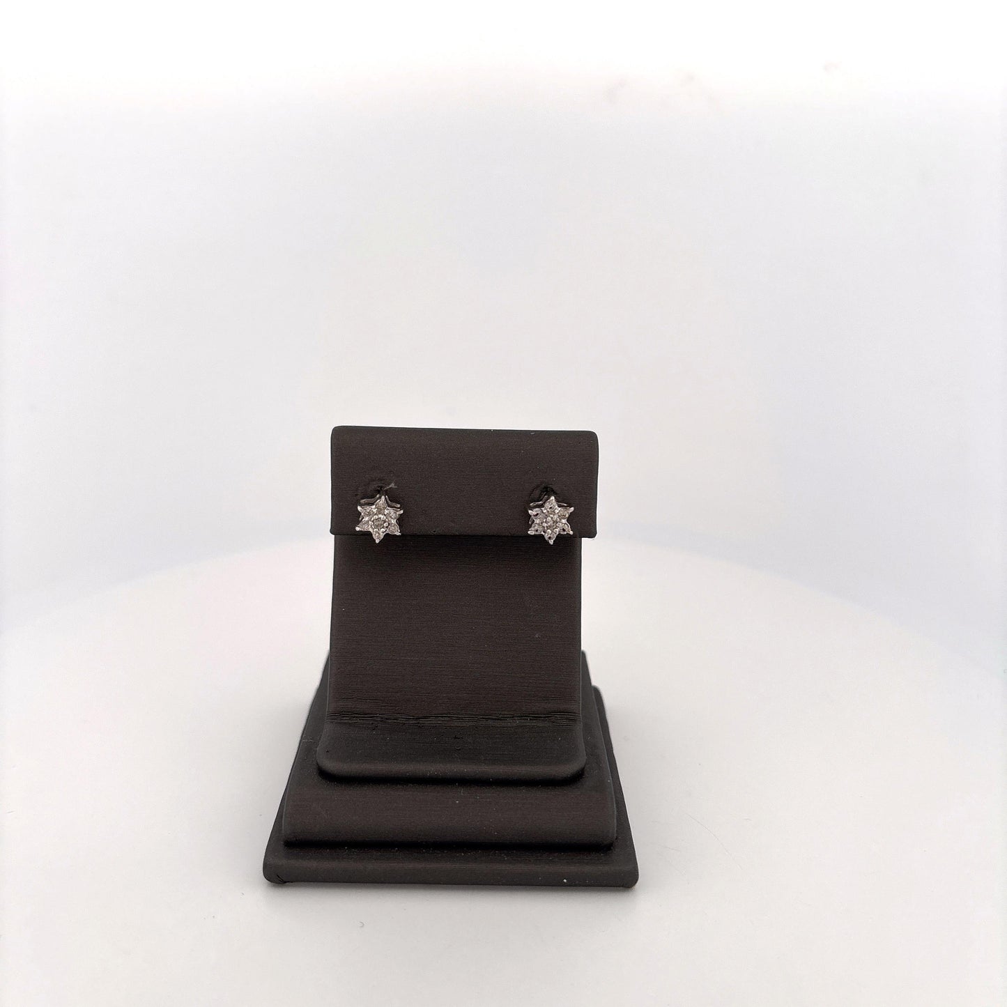 14K White Gold Flower Cluster Diamond Stud Earrings