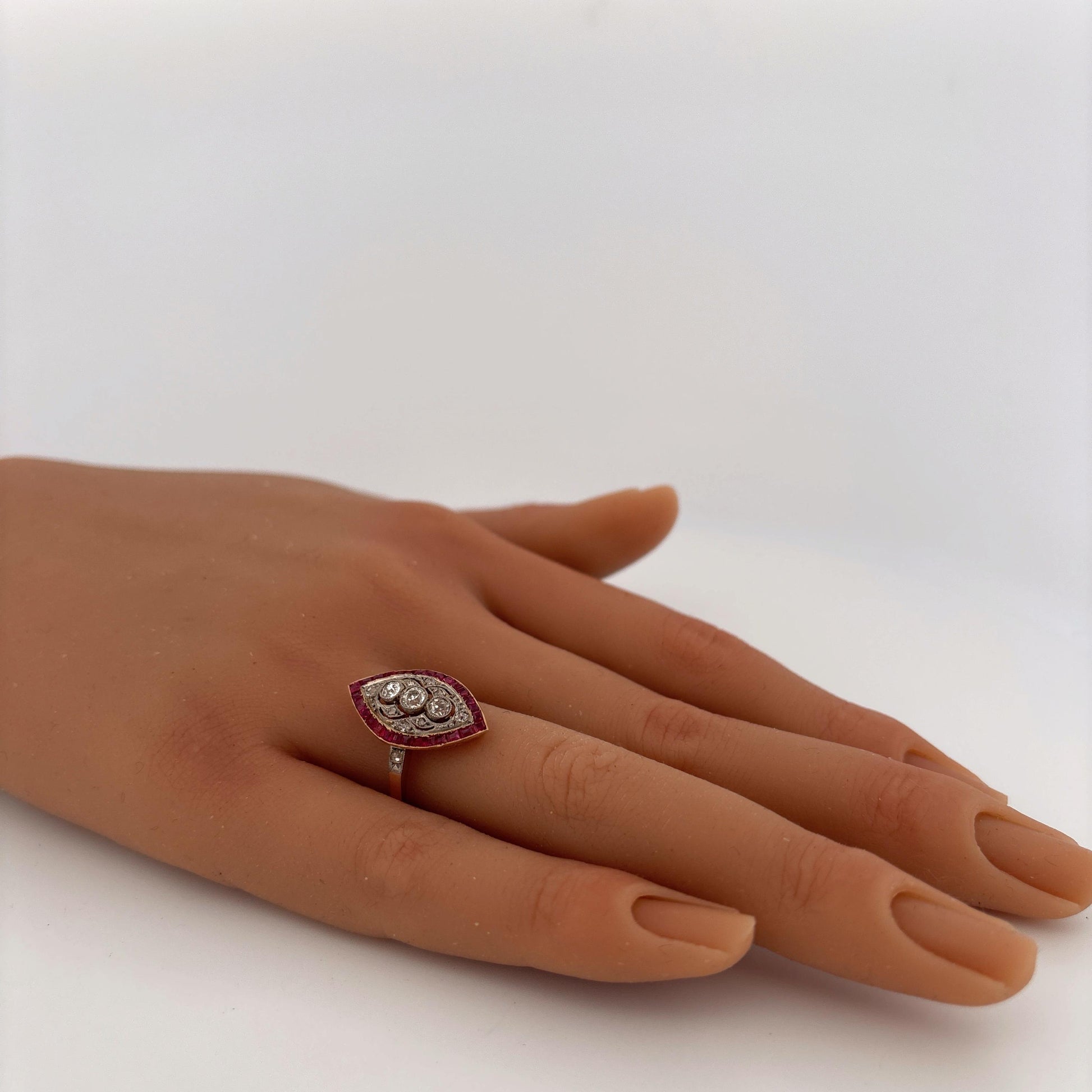 14K Yellow Gold Diamond and Ruby Vintage Art Deco Ring 1900s