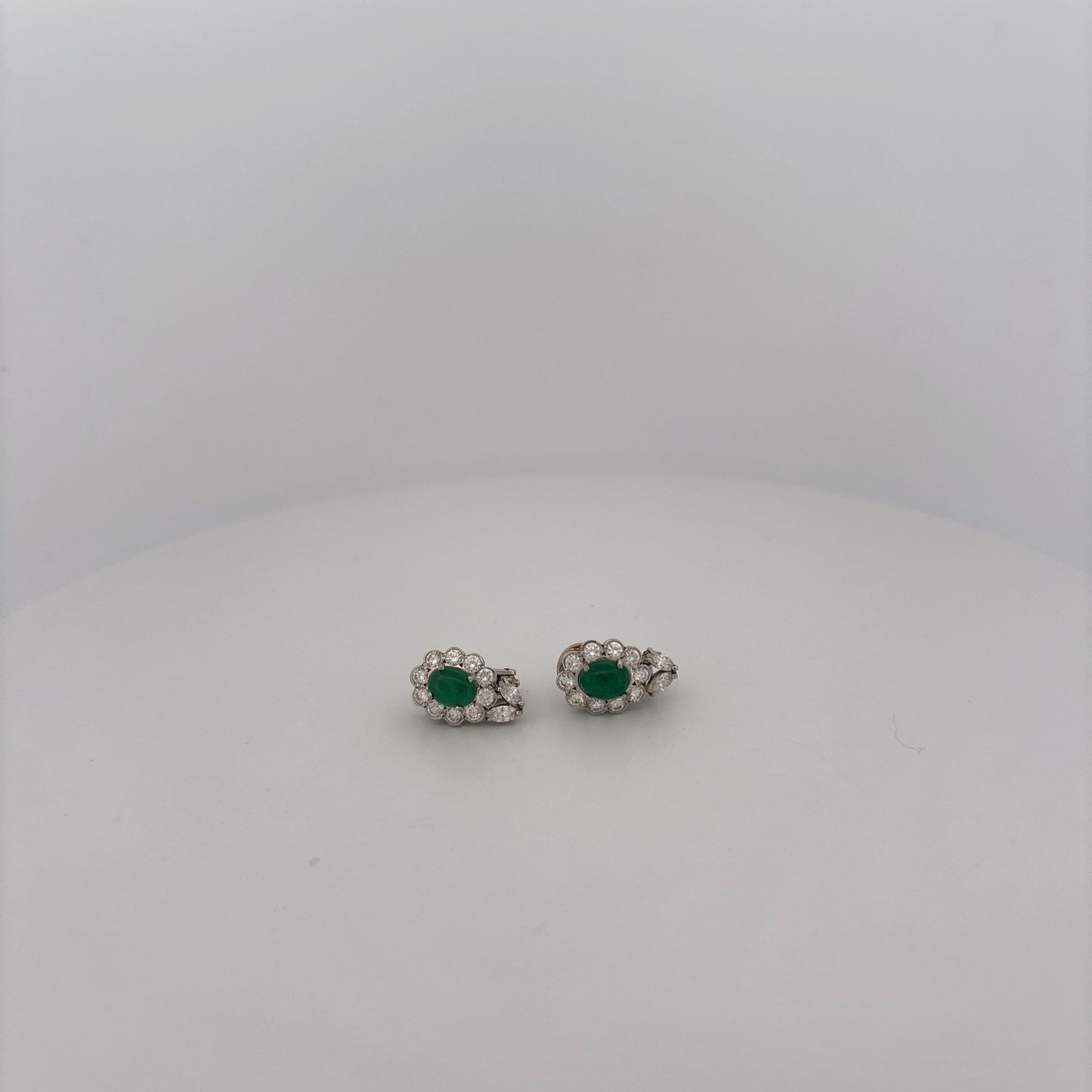 14K Emerald and Diamond Flower Earrings With Diamond