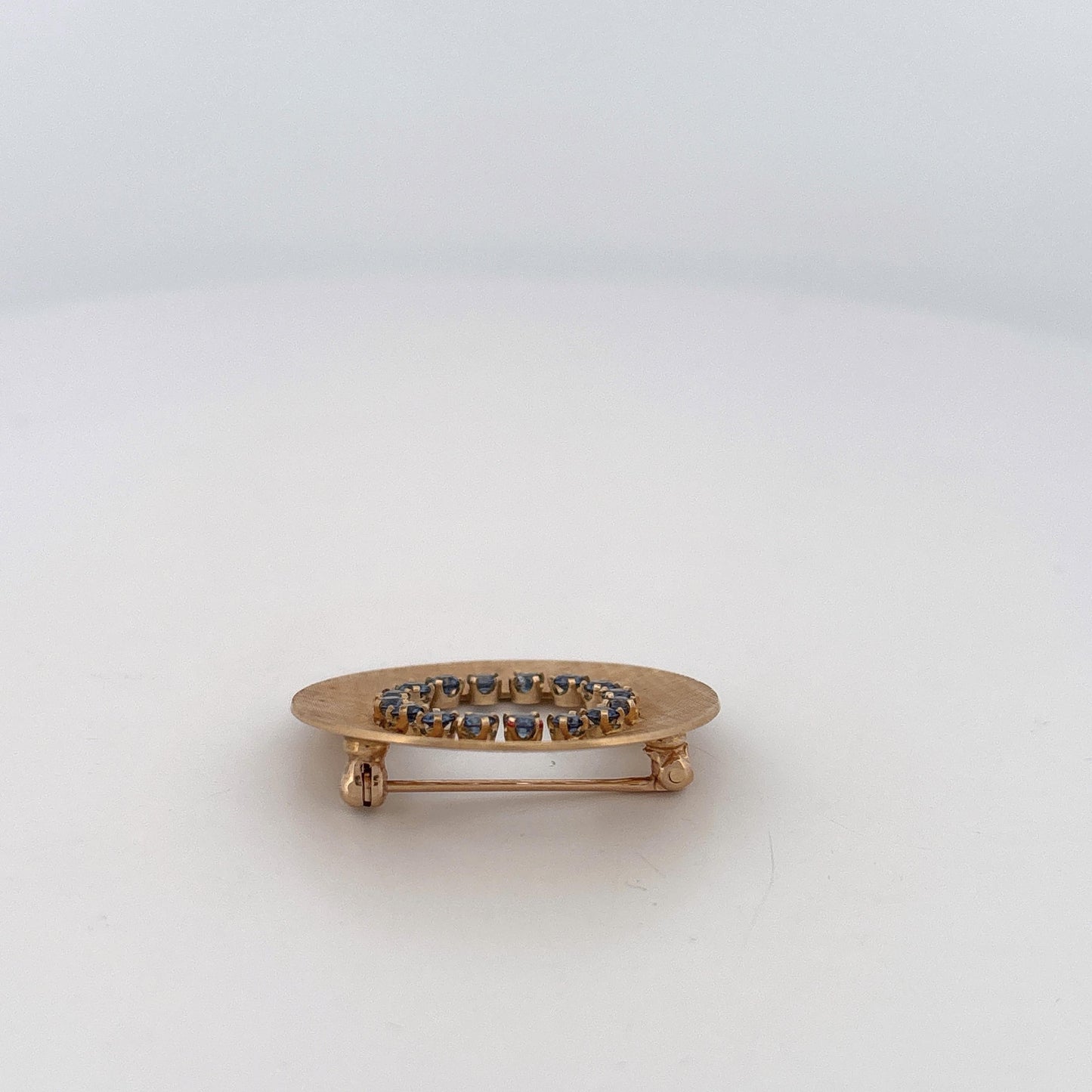 GIA 14K Yellow Gold Brooch Sapphire 1.0ctw