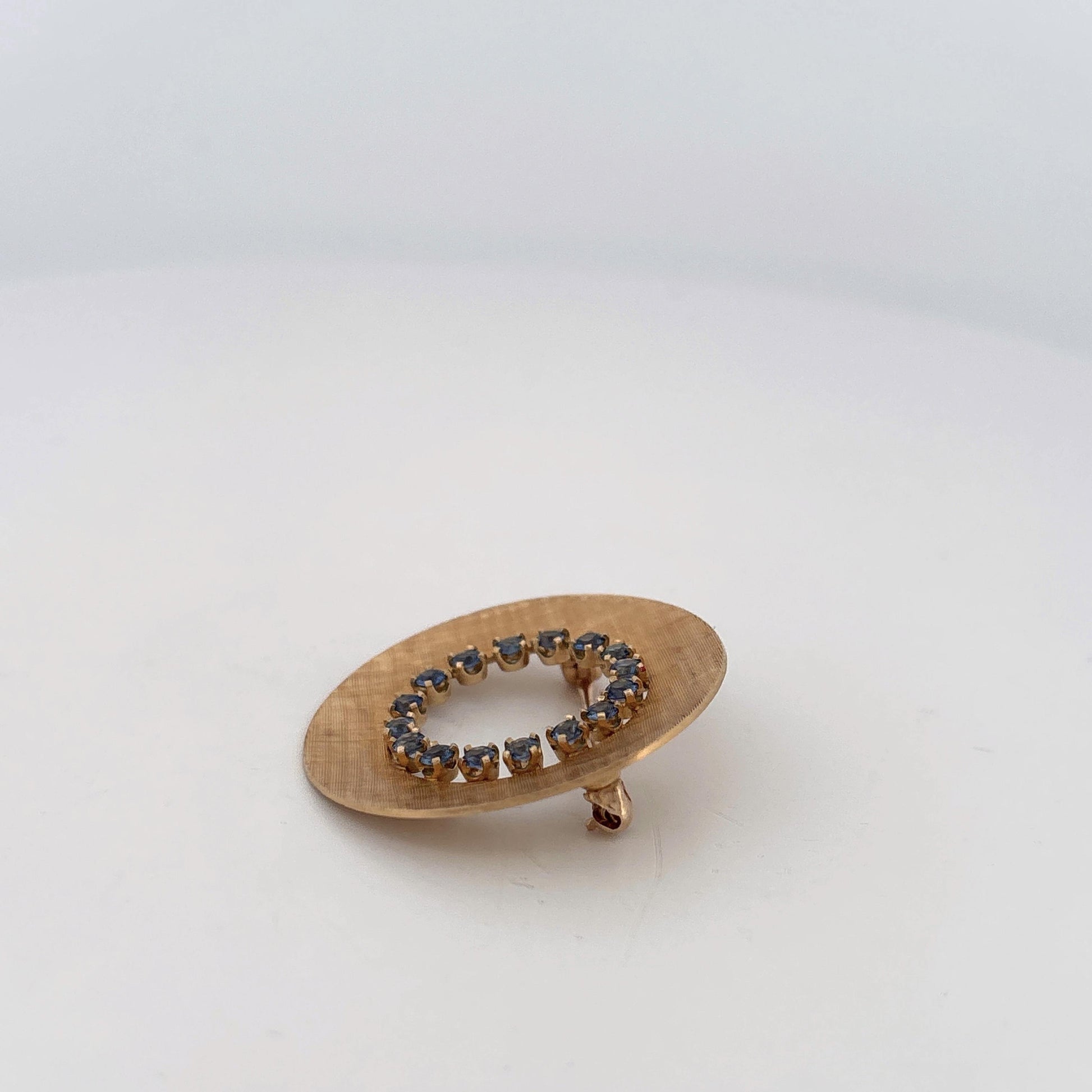 GIA 14K Yellow Gold Brooch Sapphire 1.0ctw