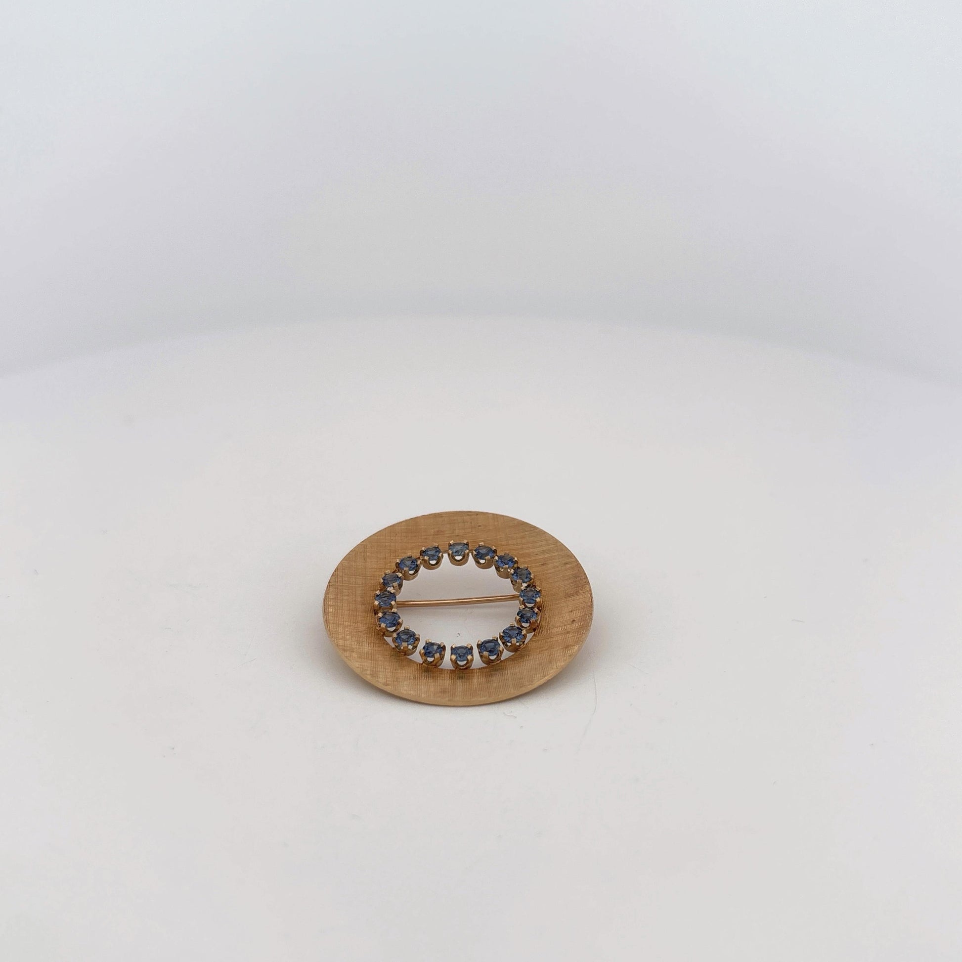 GIA 14K Yellow Gold Brooch Sapphire 1.0ctw