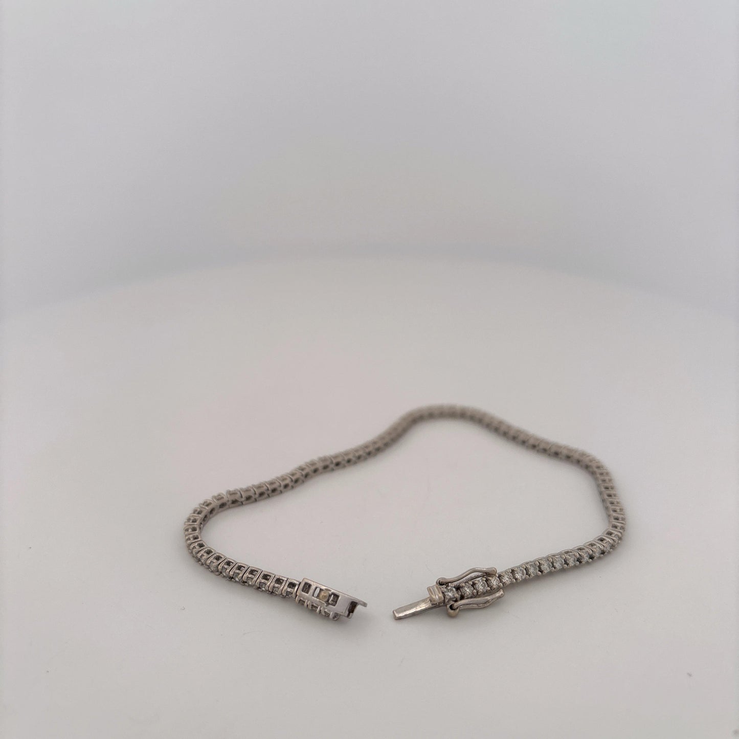14K White Gold Tennis Bracelet 1.18 Carats