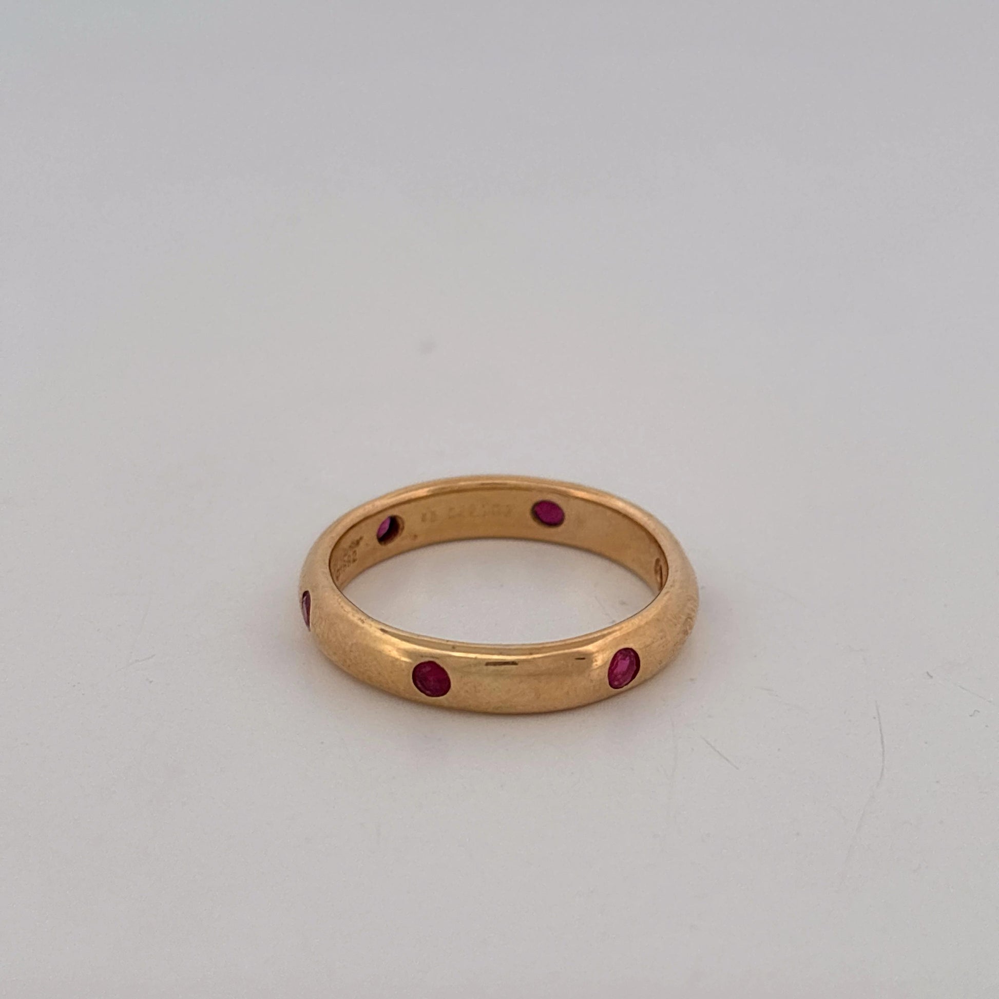 18K Yellow Gold Cartier Ring with Ruby