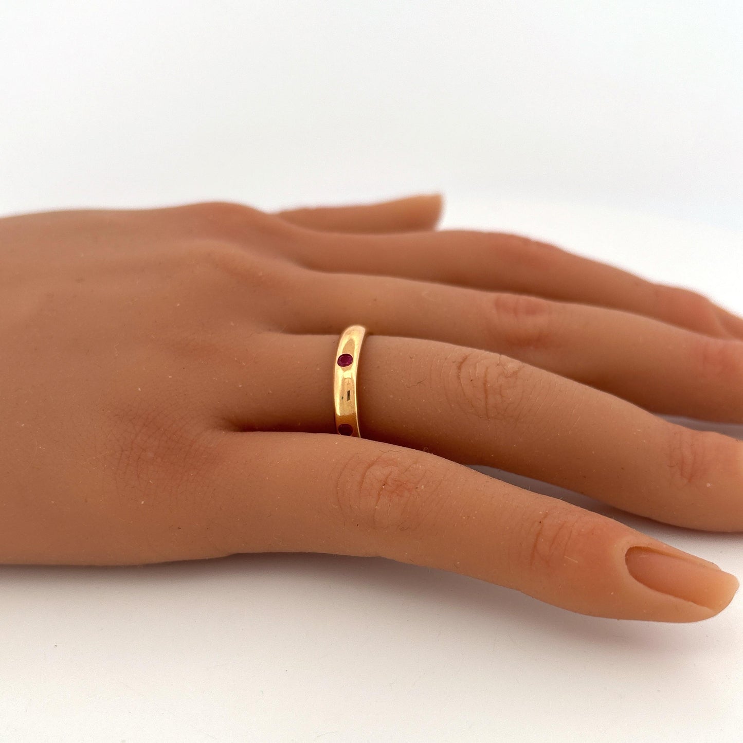 18K Yellow Gold Cartier Ring with Ruby