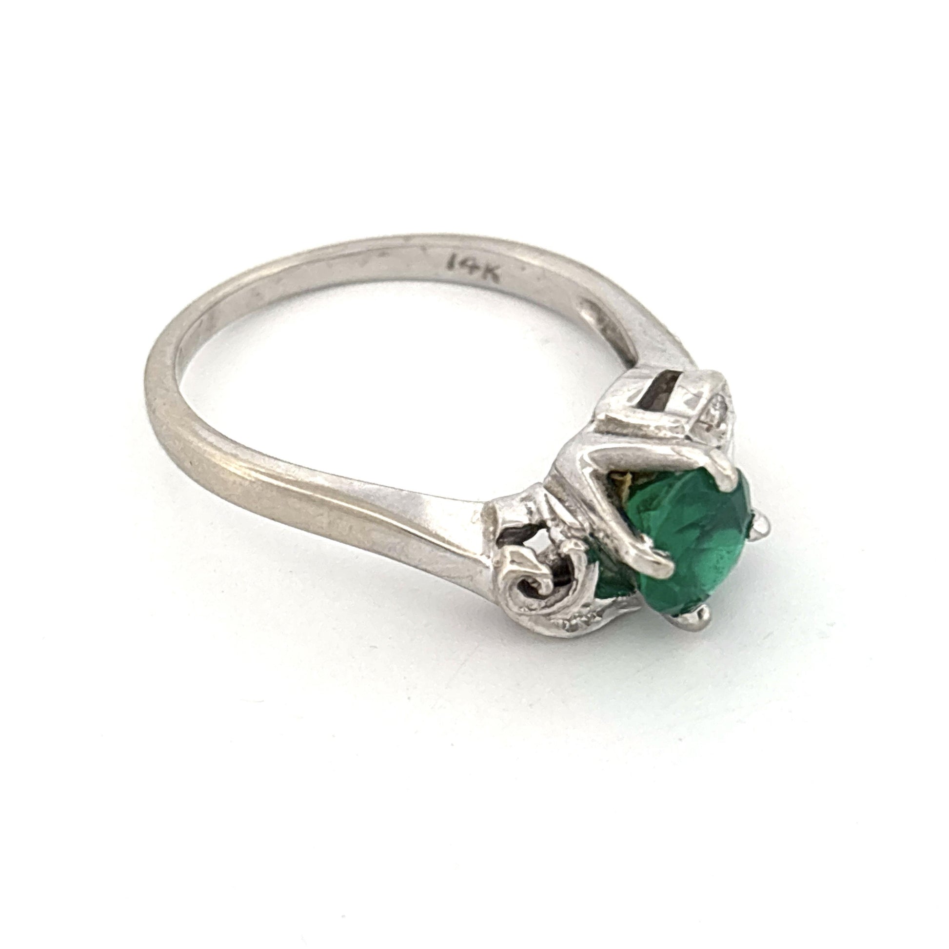 14k White Gold Round Emerald and Diamond Ring
