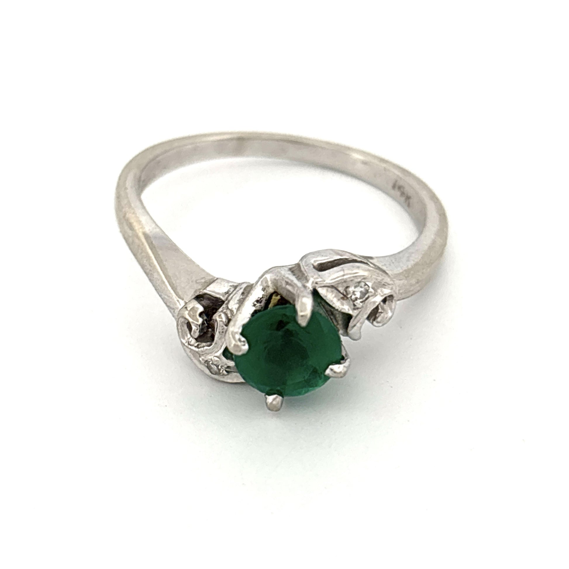 14k White Gold Round Emerald and Diamond Ring