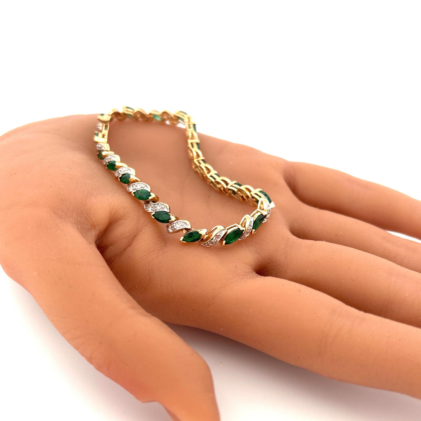 14K Yellow Gold Emerald Marquise 2.85ct and Diamond 0.095ct Tennis Bracelet