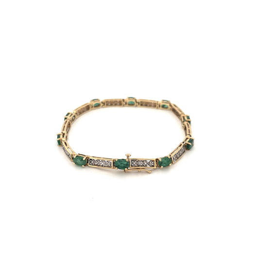 10K Yellow Gold Oval Emerald 1.5ct and Diamond 0.05ct Tennis Bracelet