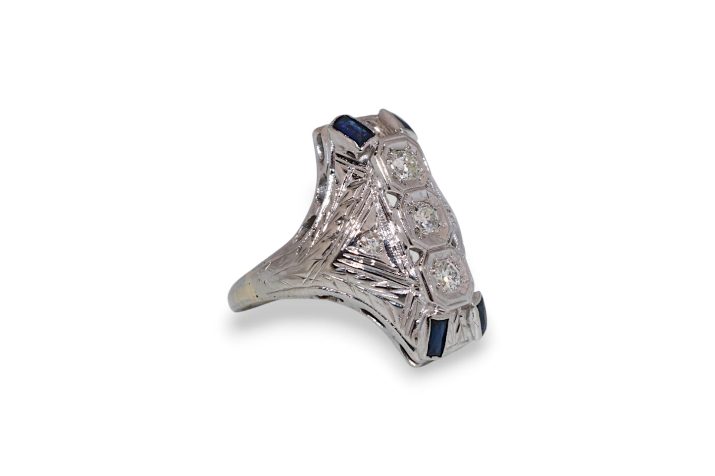 18K White Gold 1930’s Diamond & Sapphire Vintage Estate Ring