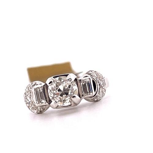 Platinum 0.72CT SI2/J Center & 0.2&CT Baguette & Round Cut Diamond Ring Size 4.5