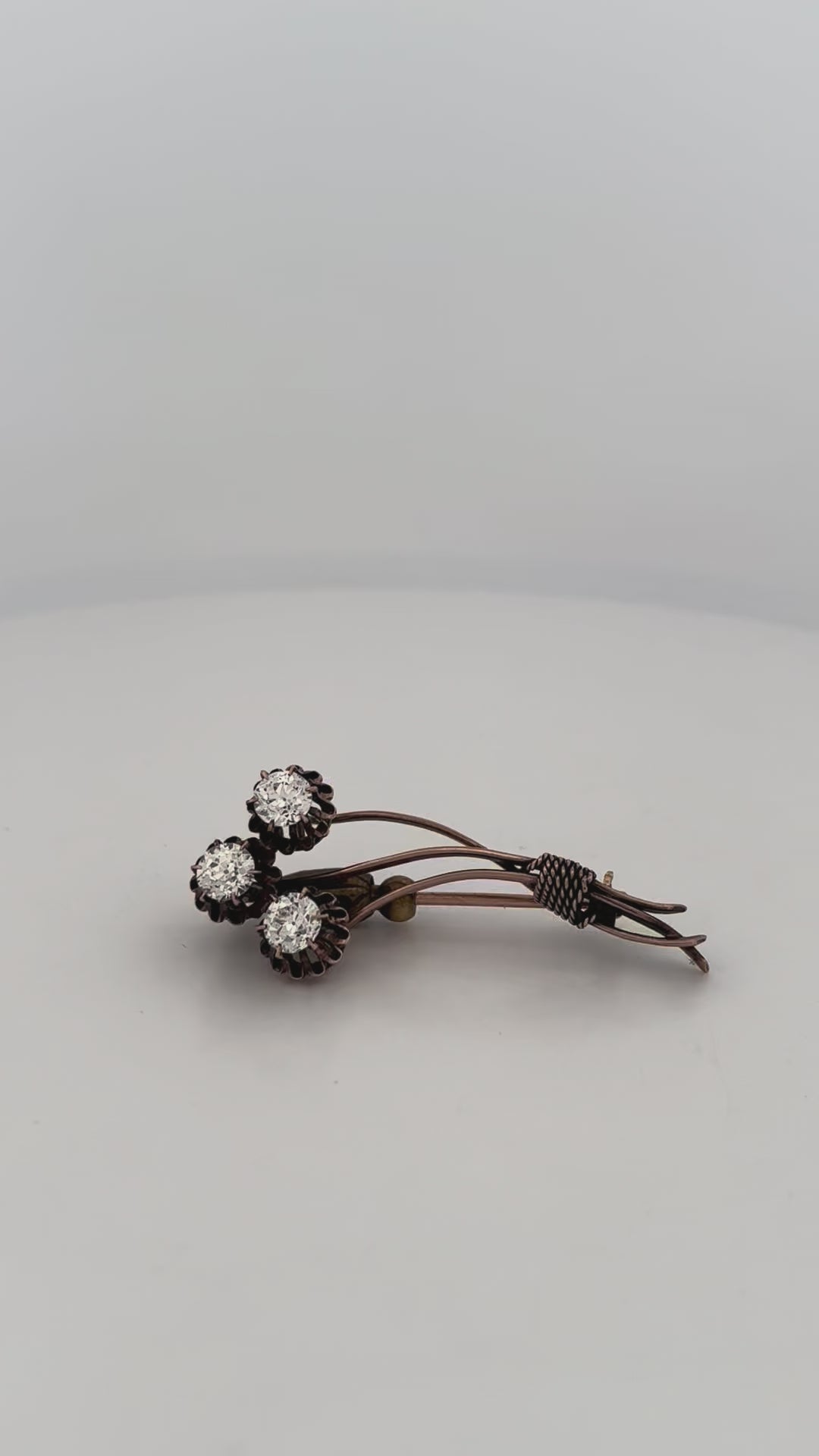 10K Yellow Gold 1.80CT 3 Diamond Flower Brooch