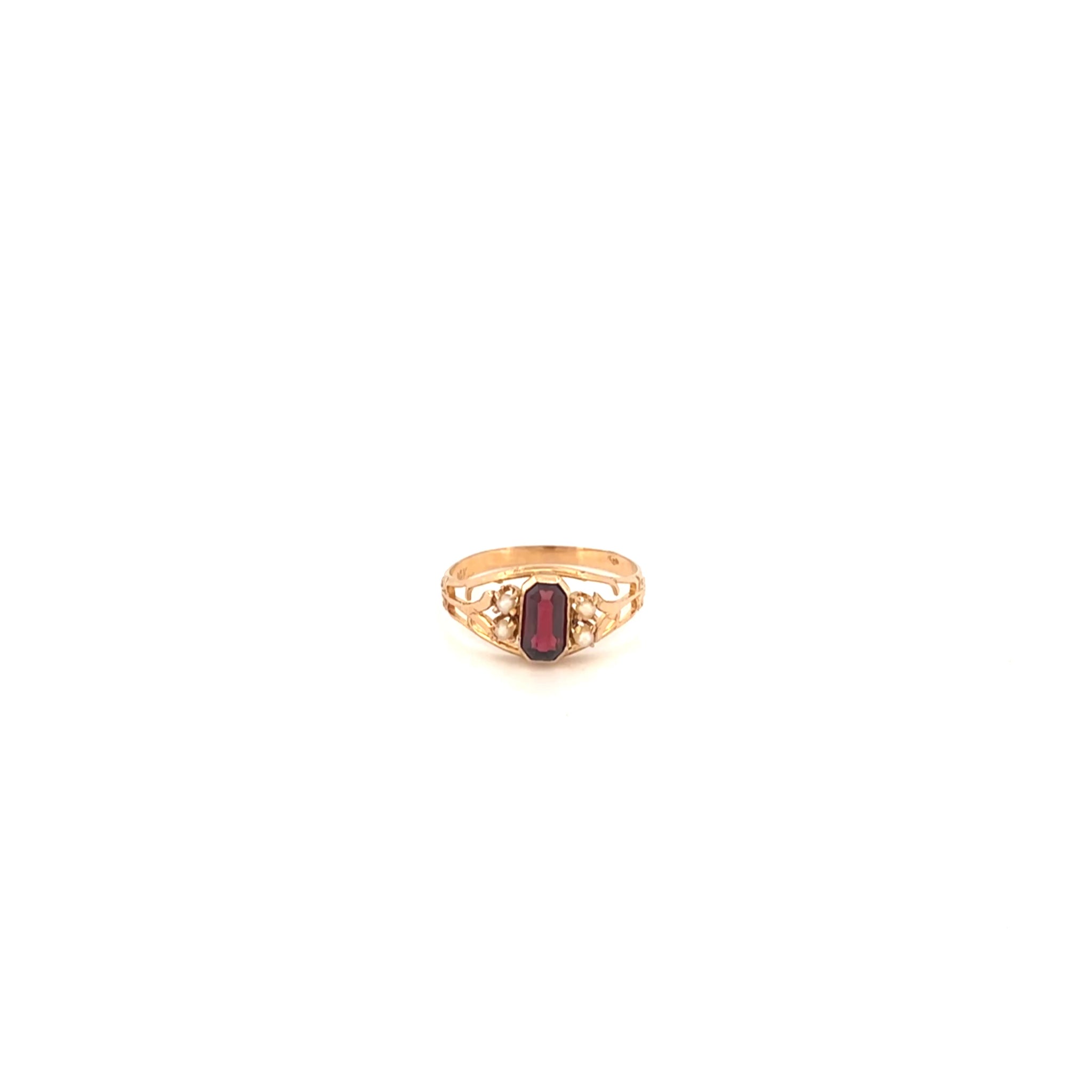 14k Garnet & Pearl Ring
