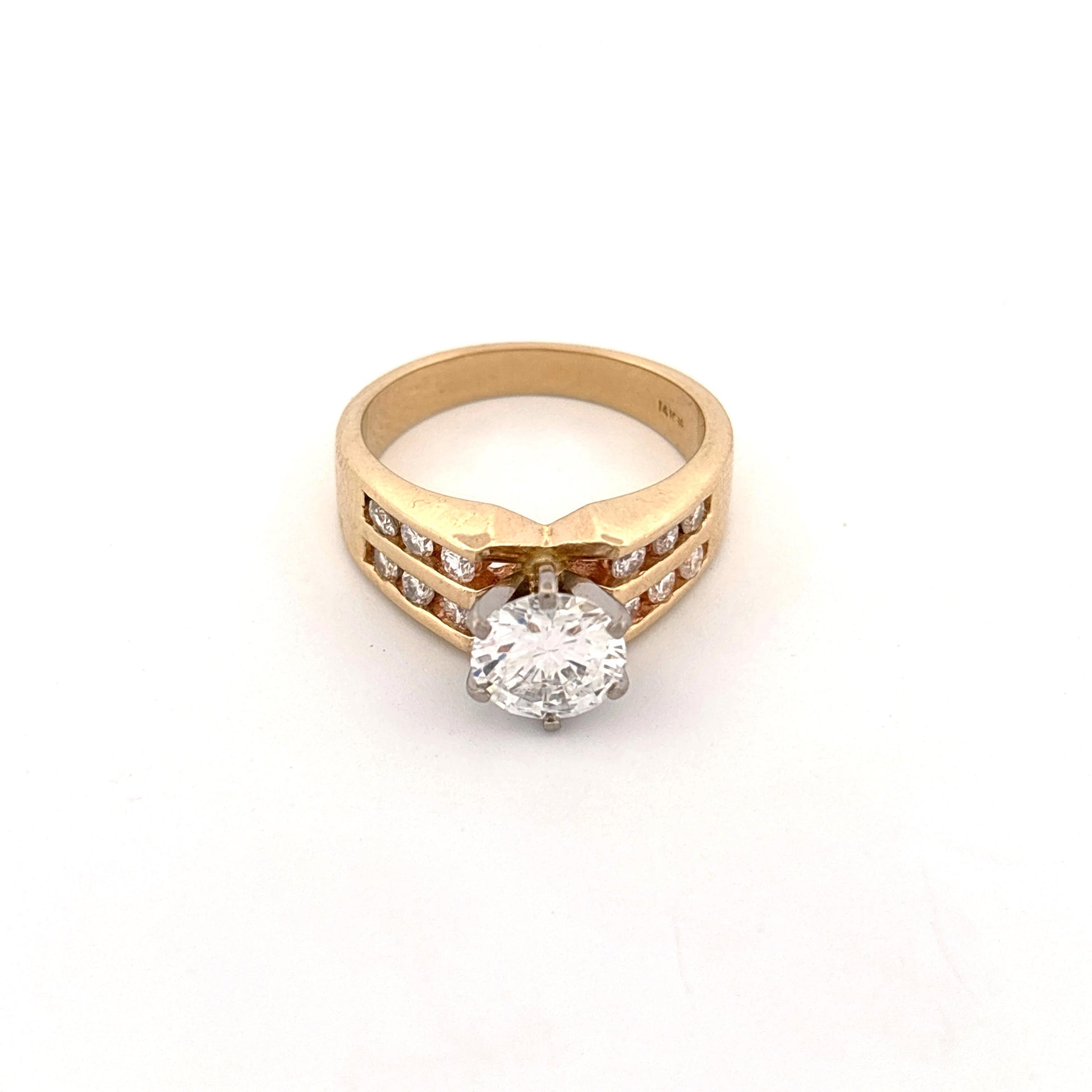 14k Ring Diamond GIA