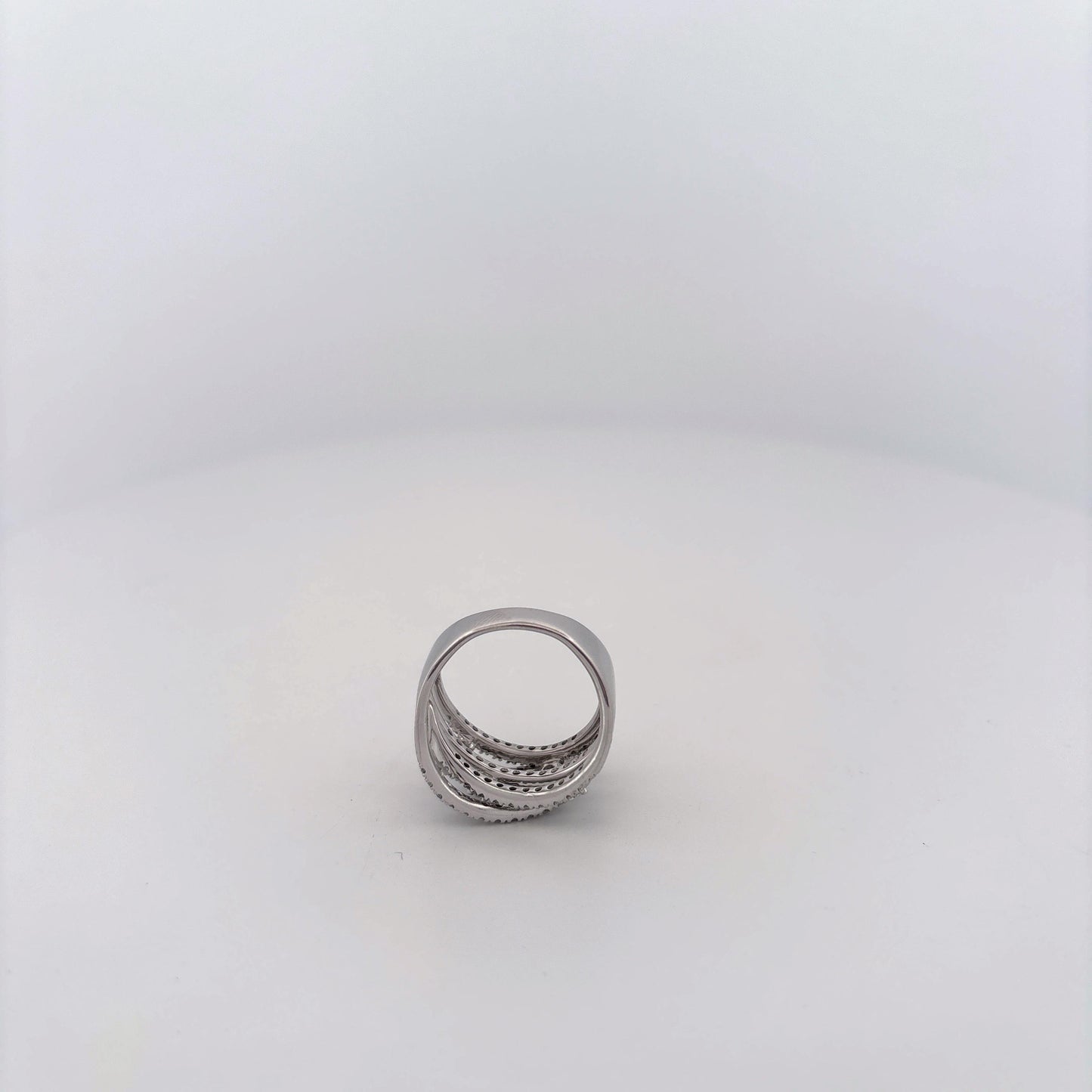 14K White Gold Diamond Criss Cross Bands Ring