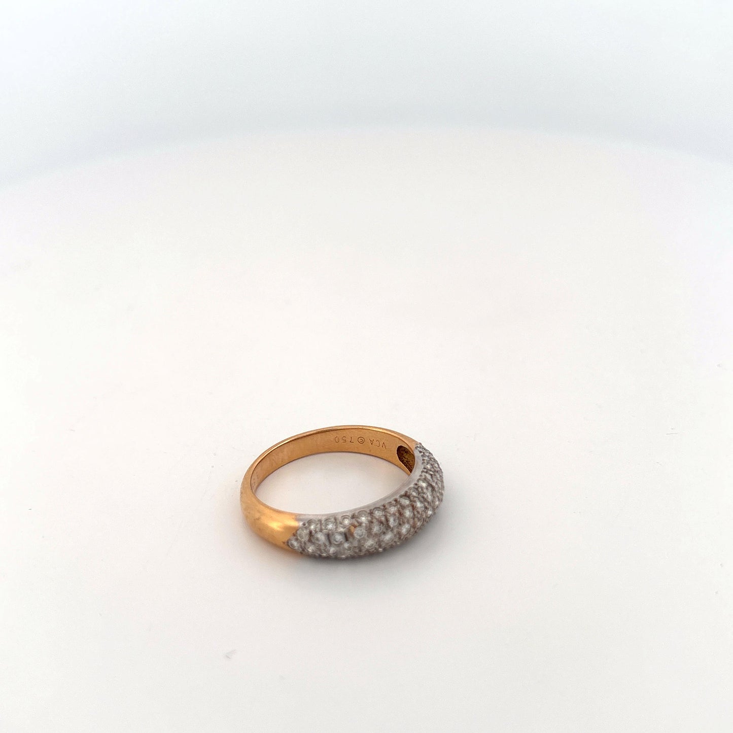 18K Yellow Gold Diamond Rounded Ring Van Cleef & Arpels