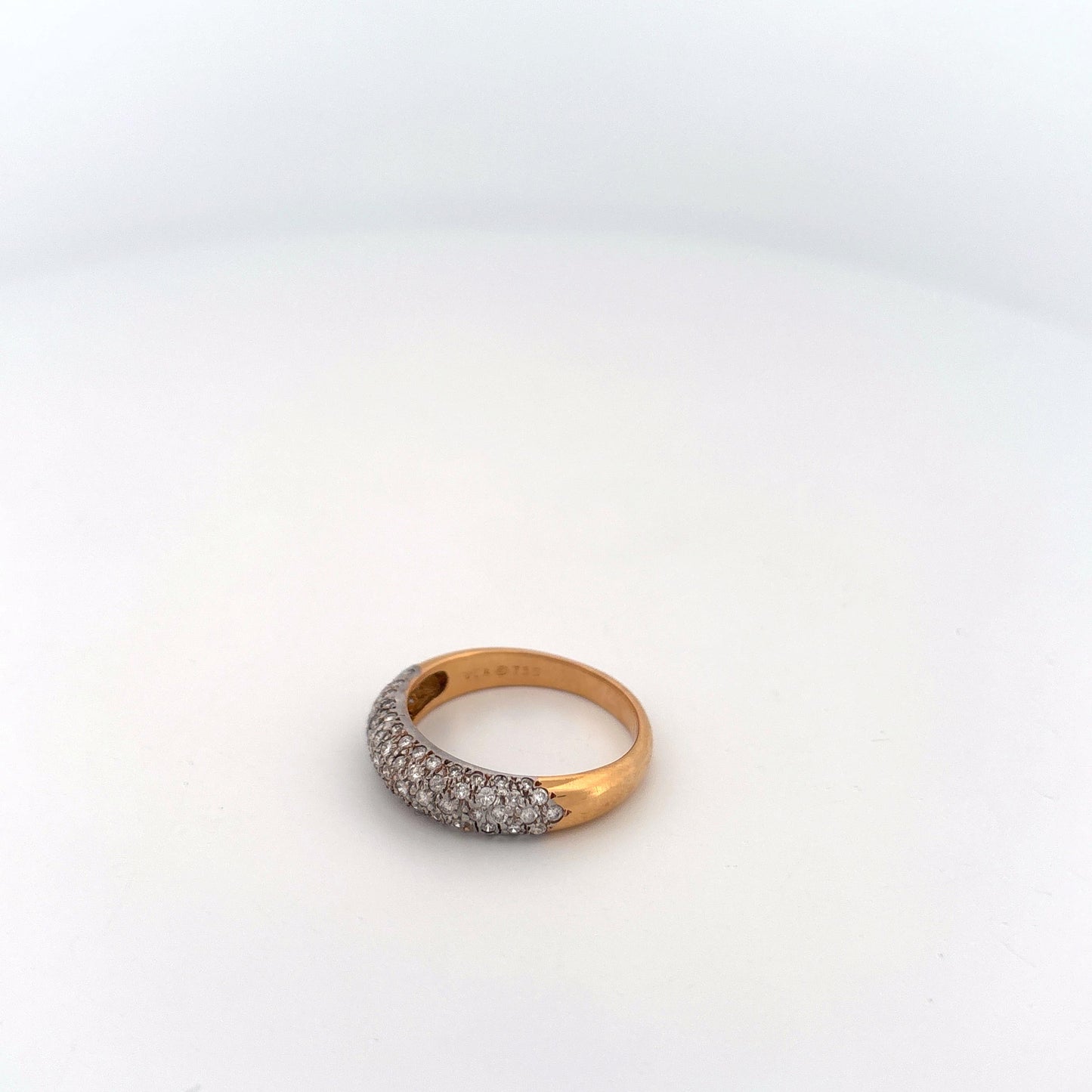 18K Yellow Gold Diamond Rounded Ring Van Cleef & Arpels