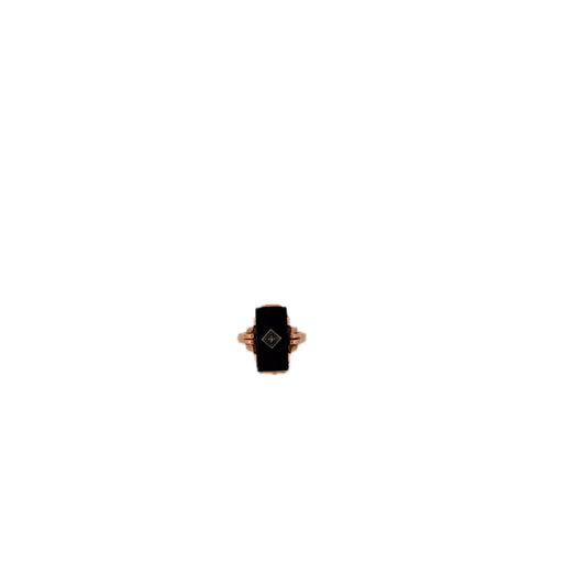 10K Rectangle Onyx with Diamond in Middle Ring